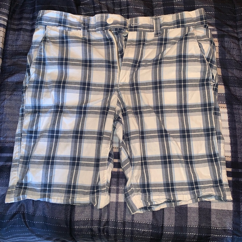 Sonoma Life + Style Men’s Short’s 33” waist